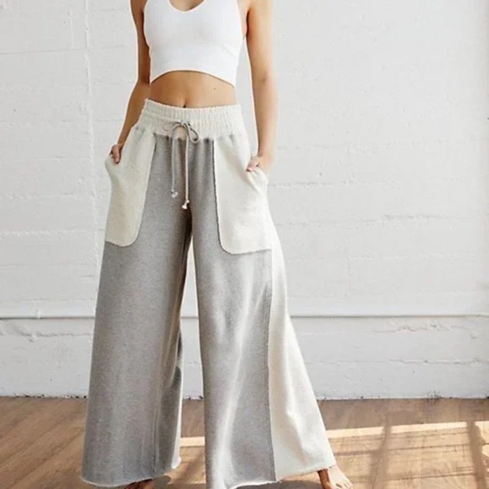 Free People Movement Upbeat Grey Wide Leg Sweatpants sz M